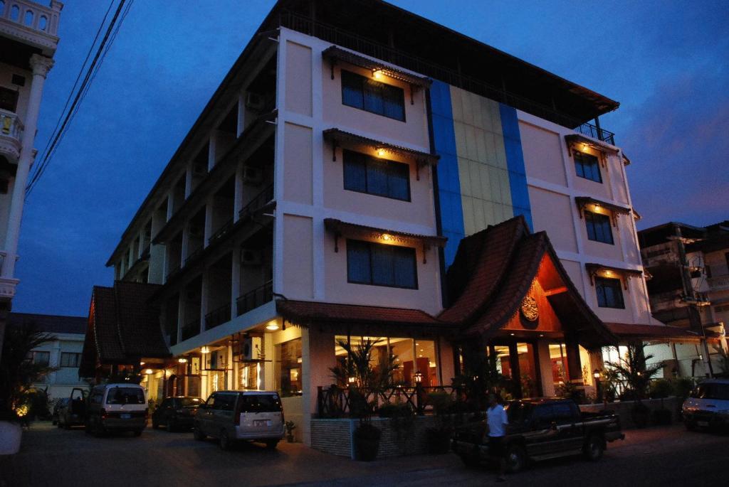 D Rose Hotel Vientiane Exterior photo